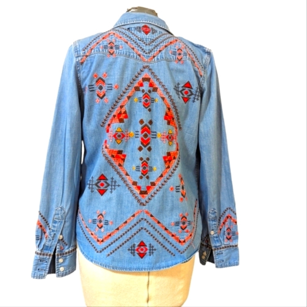 Driftwood Lana Western Embroidered Aztec Denim Button Shirt...Size Small